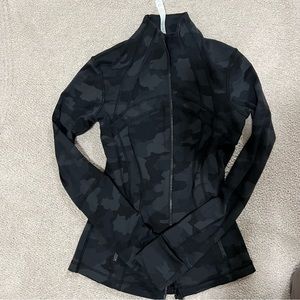 LIKE NEW LULULEMON JACKET
